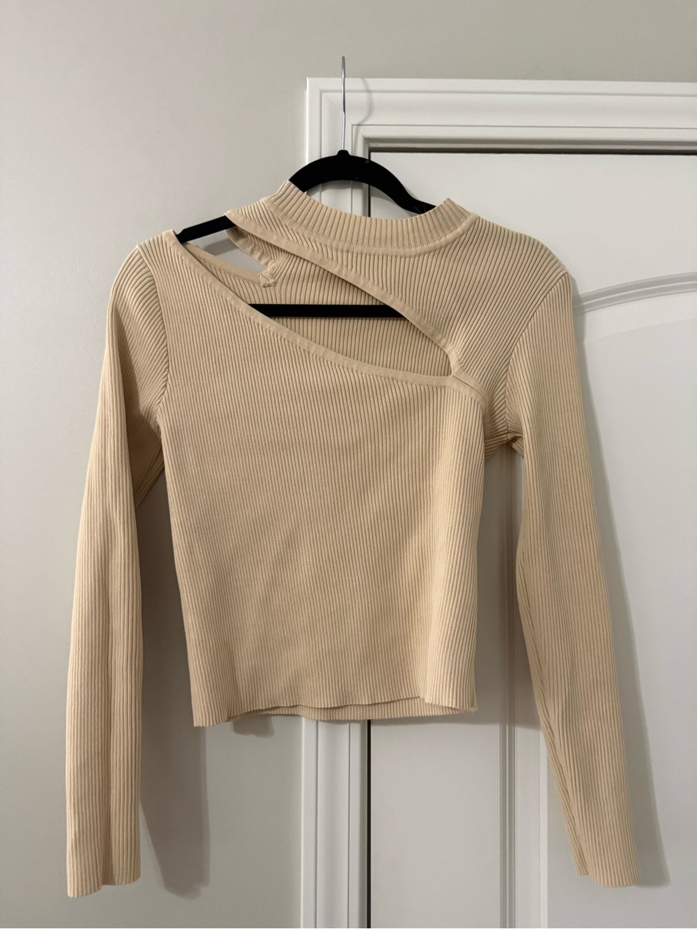 Endless Rose Open Shoulder Long Sleeve Top Cream - size M